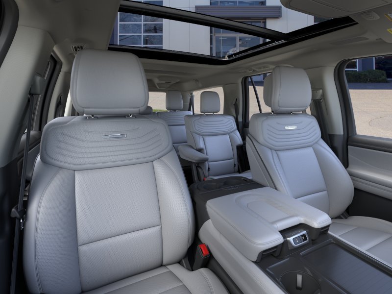 New 2026 Agate Black Metallic Ford MAX Platinum® image 38