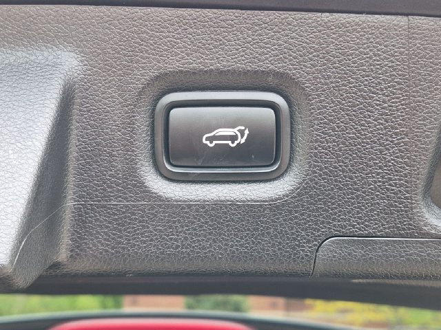 Used 2023 Gray Hyundai SEL image 27