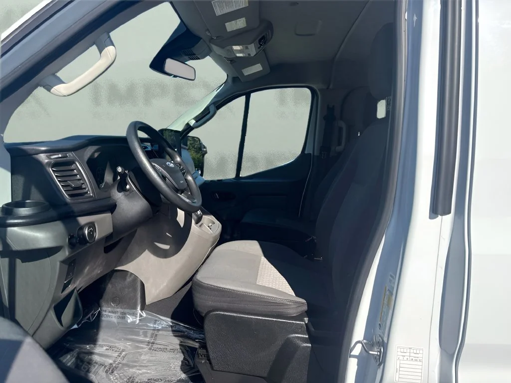Used 2024 White Ford XLT image 9