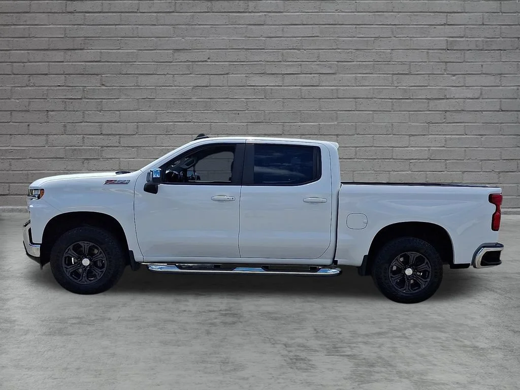 Used 2022 Summit White Chevrolet LT image 7