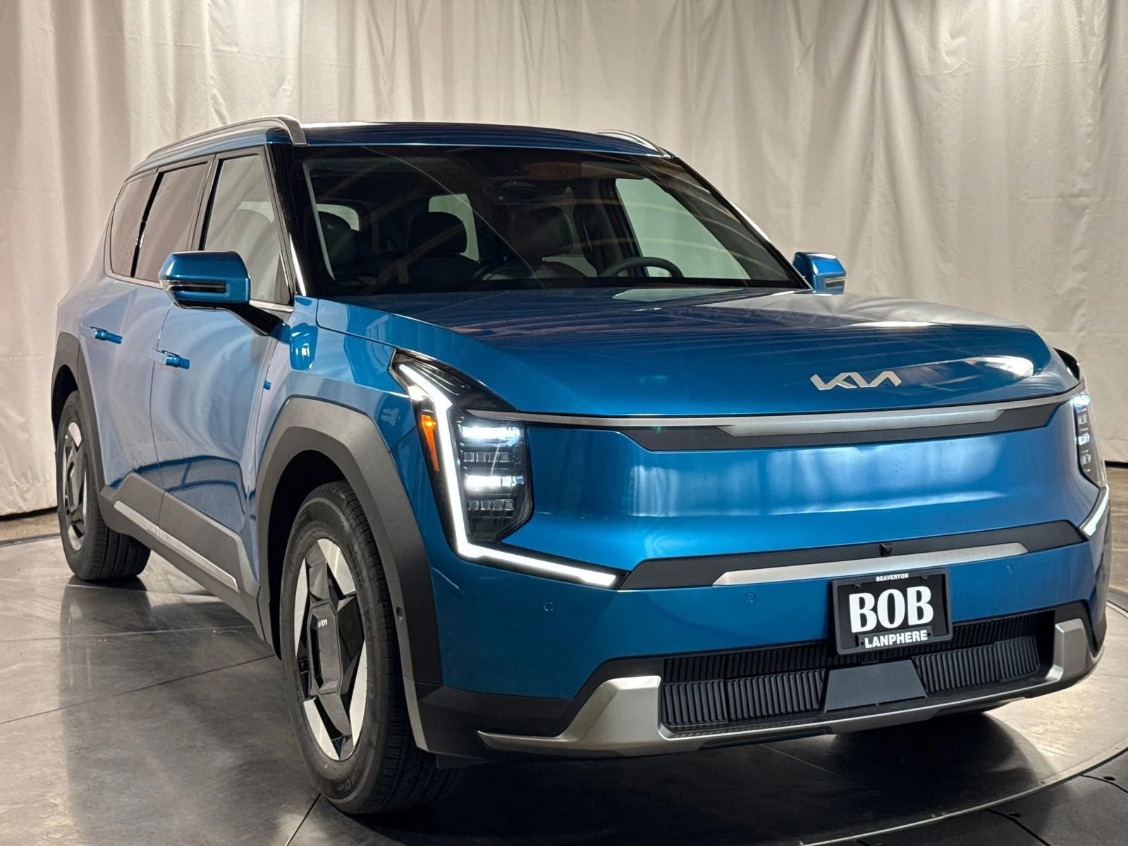 New 2026 Ocean Blue Kia Wind image 10