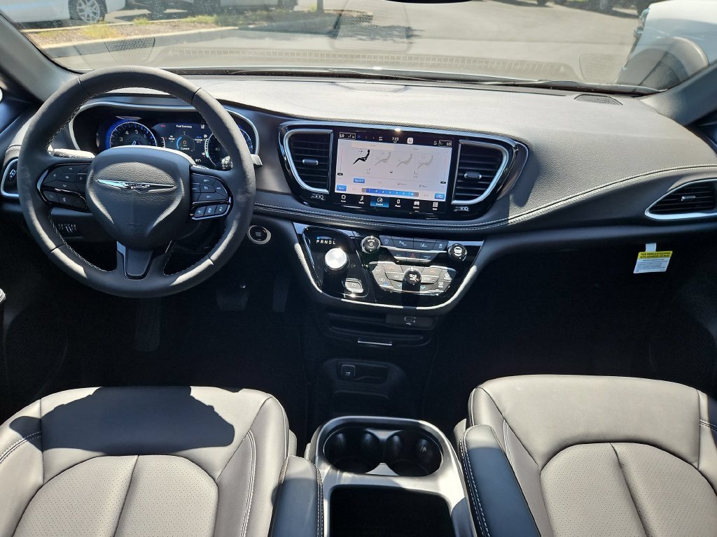 2026 Chrysler Pacifica Select - Photo 22