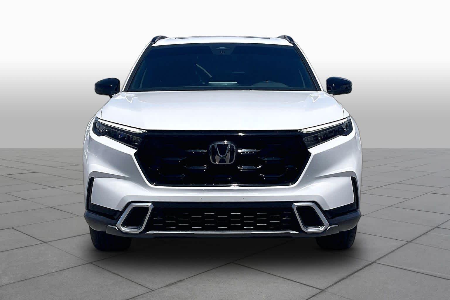 Used 2024 Platinum White Pearl Honda Sport Touring image 4