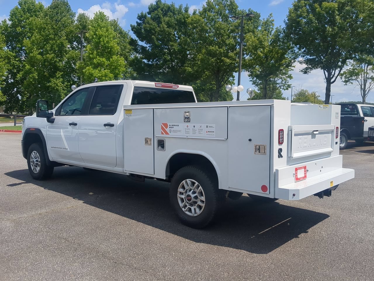 New 2026 Summit White GMC Pro image 6
