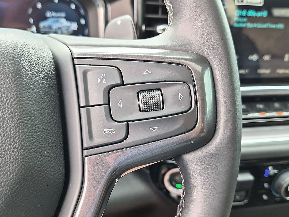 Used 2025 Sterling Gray Metallic Chevrolet High Country image 18