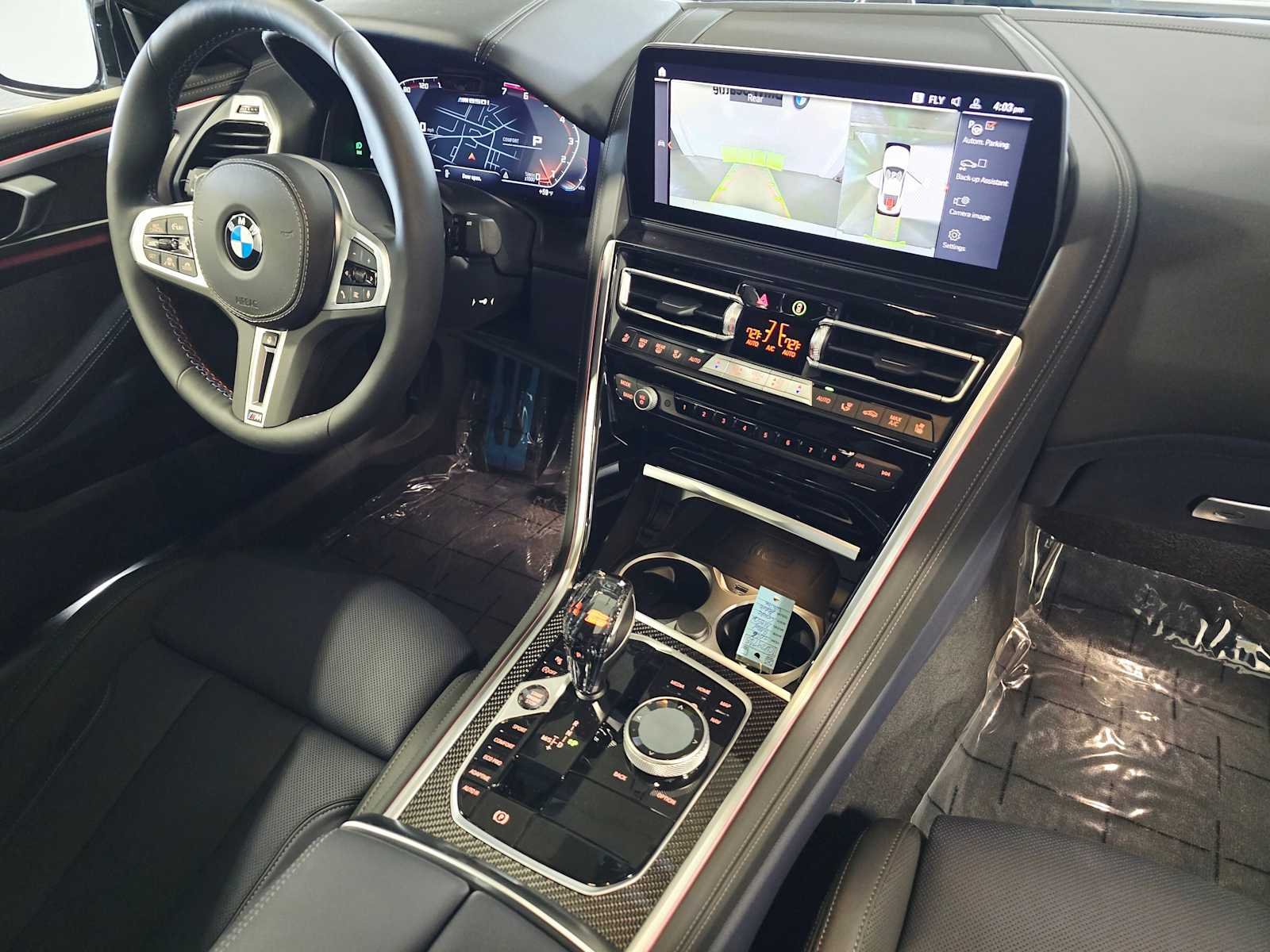 2026 BMW 8 Series M850i - Photo 31