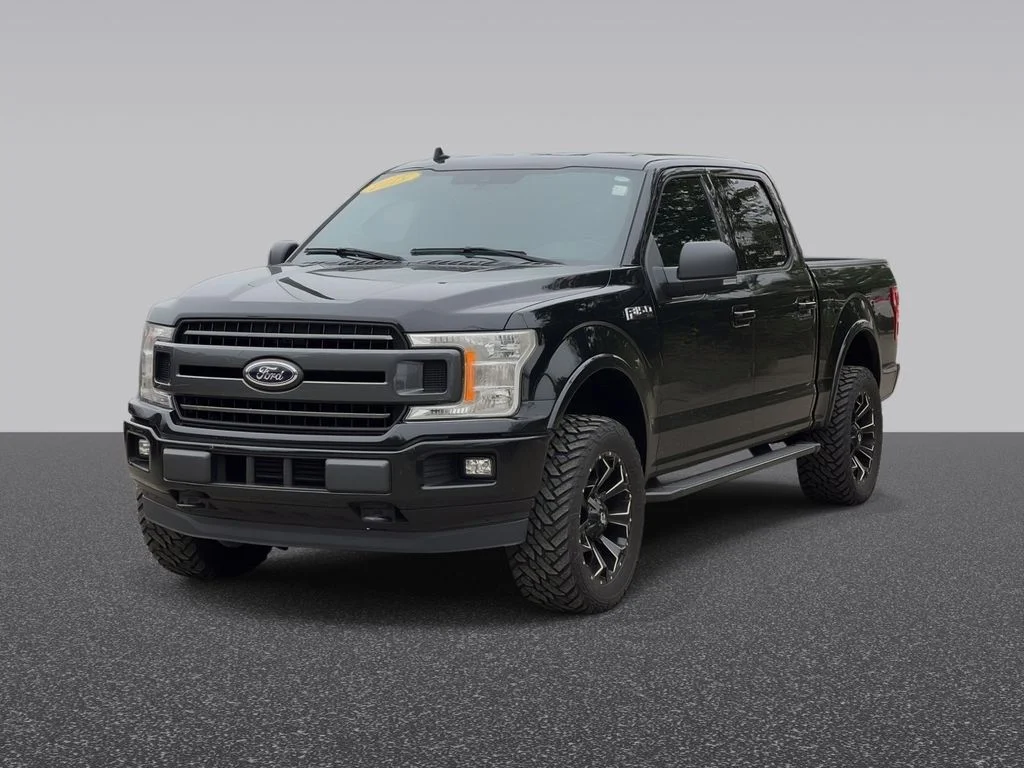Used 2019 Black Ford XLT image 2