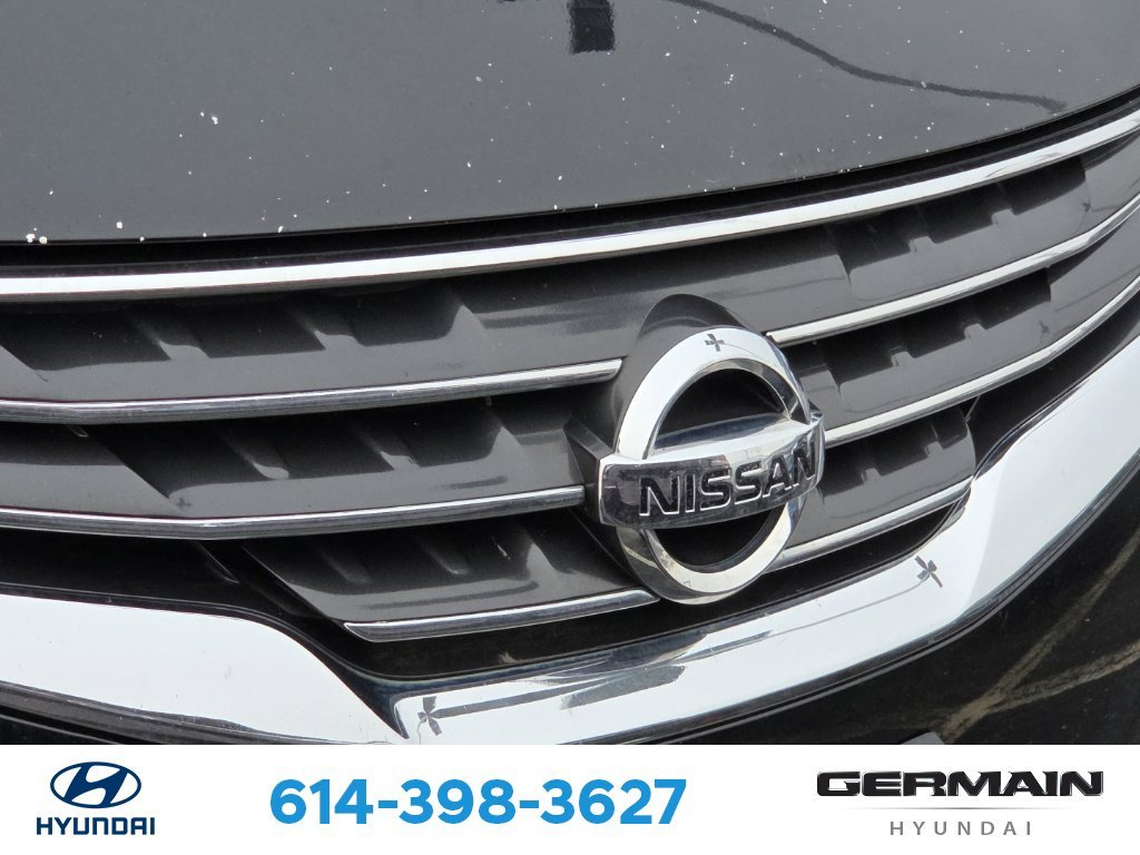 Used 2012 Black Nissan 2.5 S image 13