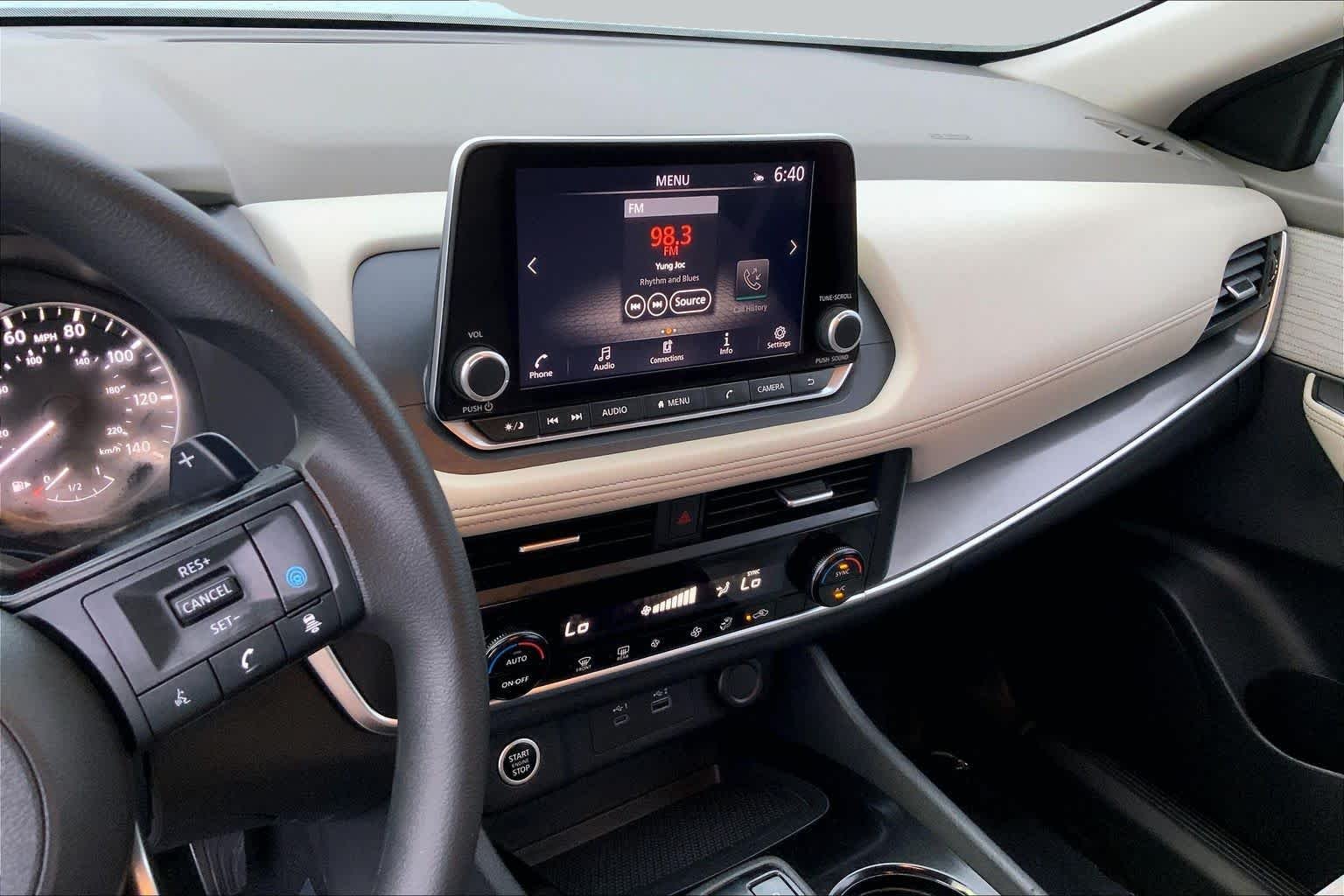 Used 2023 Pearl White Tricoat Nissan SV image 6