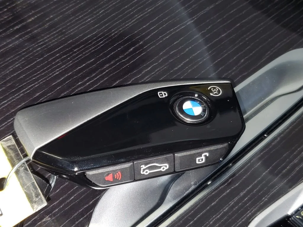 New 2027 White BMW xDrive40i image 27