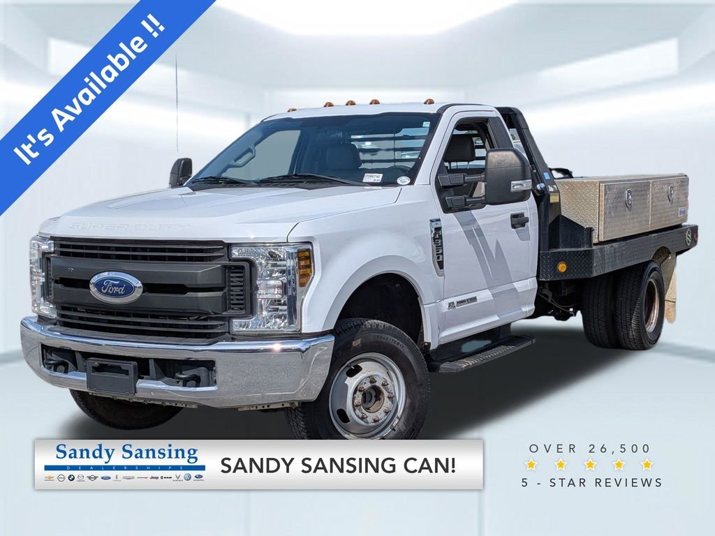 2019 Ford F-350 Super Duty Chassis Cab XL