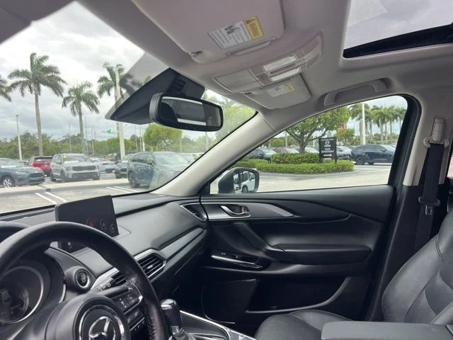 Used 2020 White Mazda Touring image 23