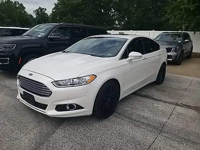 Used 2013 White Ford Titanium image 13
