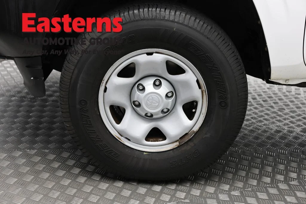 Used 2019 White Toyota SR image 30