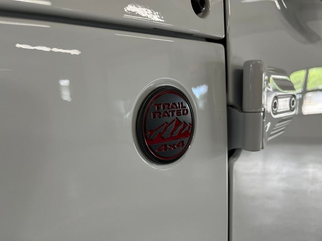 New 2026 Bright White Clearcoat Jeep Rubicon image 12