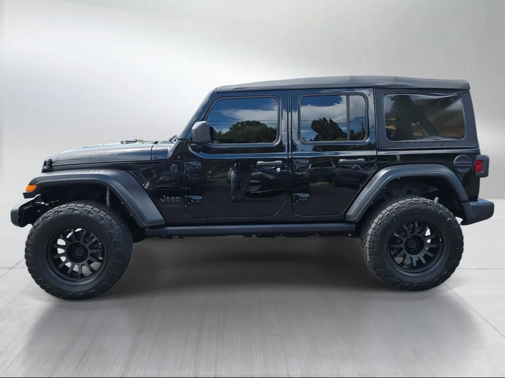 Used 2022 Black Clearcoat Jeep Unlimited Willys image 6