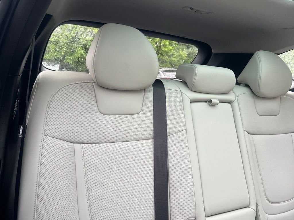 Certified Used 2024 Silver Hyundai SEL Convenience image 11