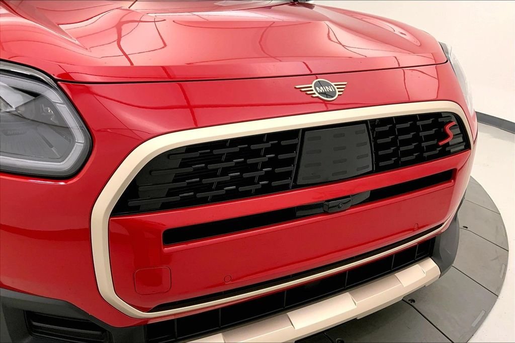 Used 2025 Chili Red II MINI  image 29
