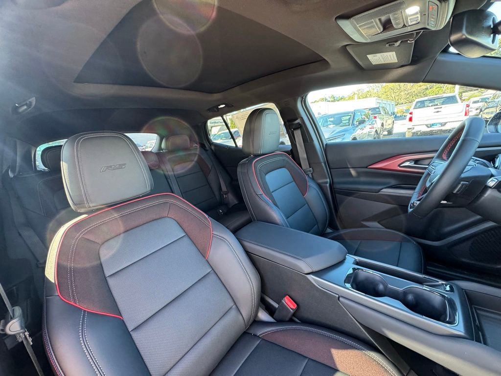 2026 Chevrolet Equinox EV RS - Photo 17