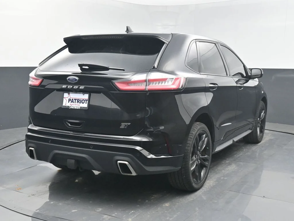 Used 2022 Black Ford ST image 23