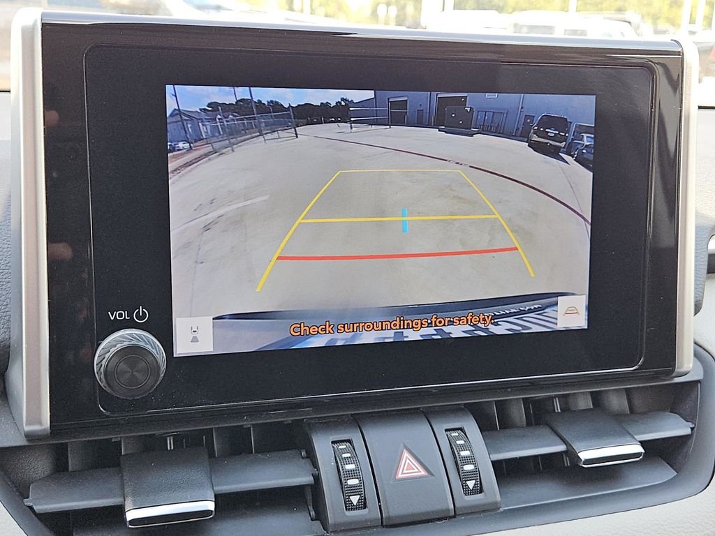 Used 2023 Silver Toyota XLE Premium image 29