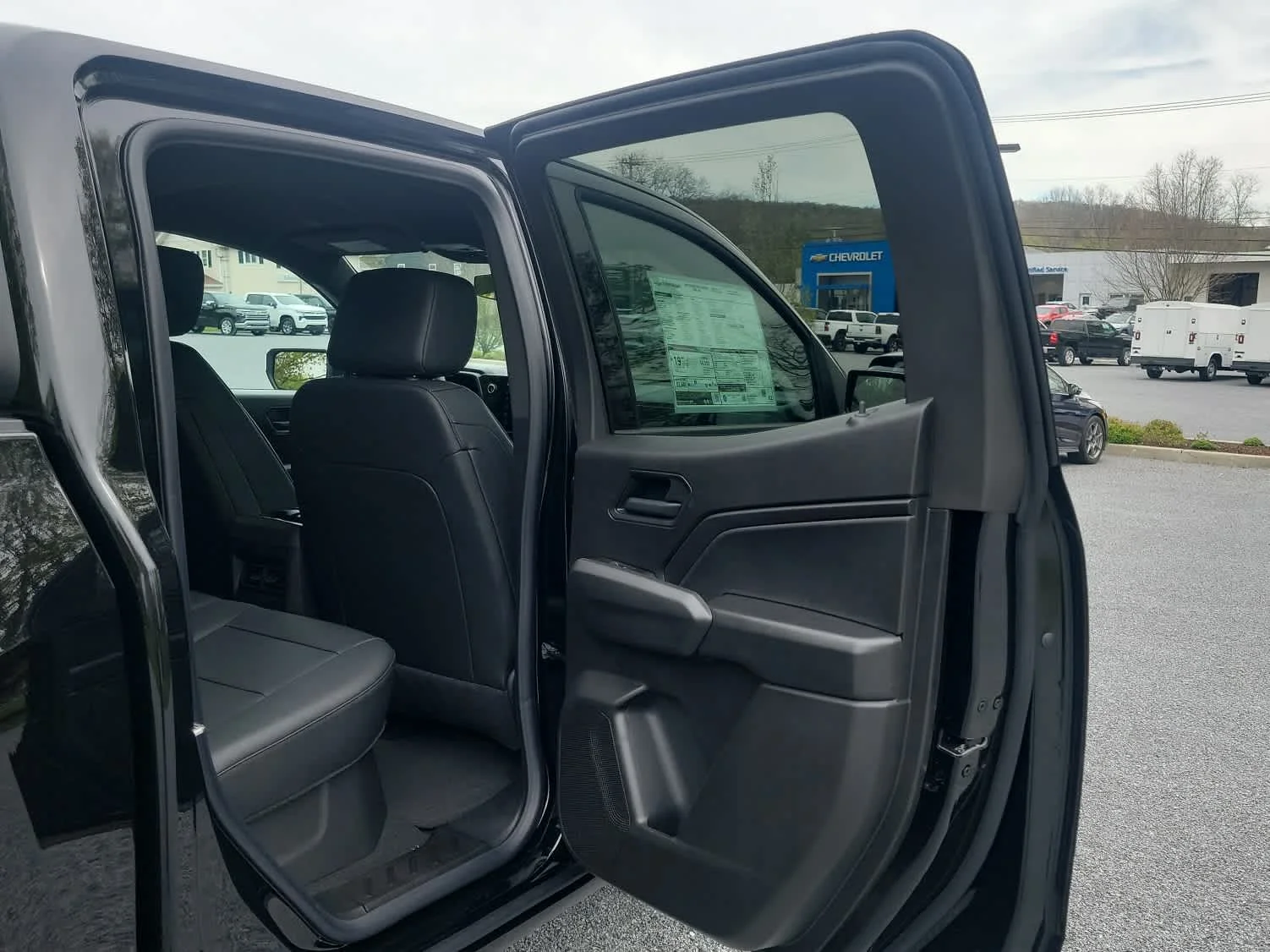 2026 Chevrolet Colorado Trail Boss - Photo 10