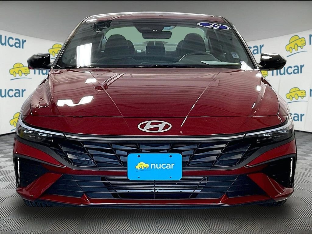 Used 2025 Red Hyundai SEL Sport image 2