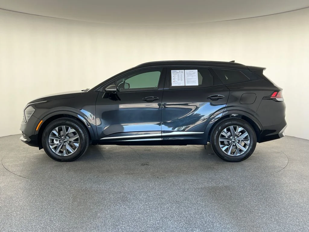 Used 2023 Black Kia SX-Prestige image 7