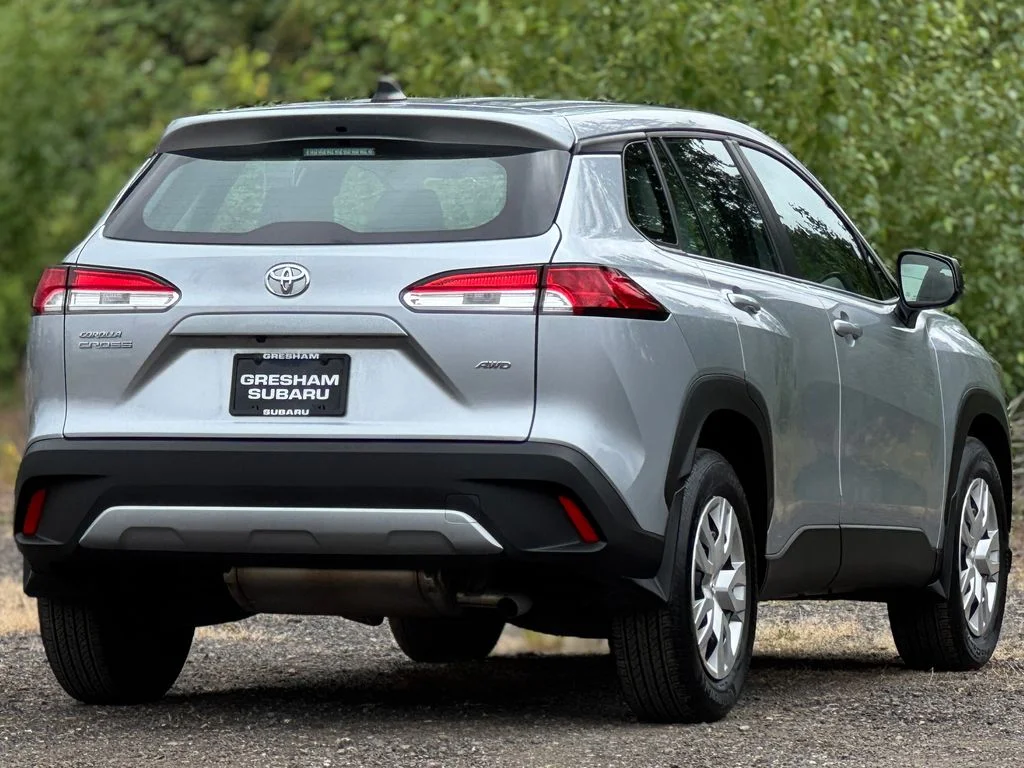 Used 2025 Silver Toyota L image 7