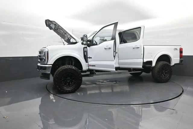 New 2026 Oxford White Ford F-250® Lariat® image 37