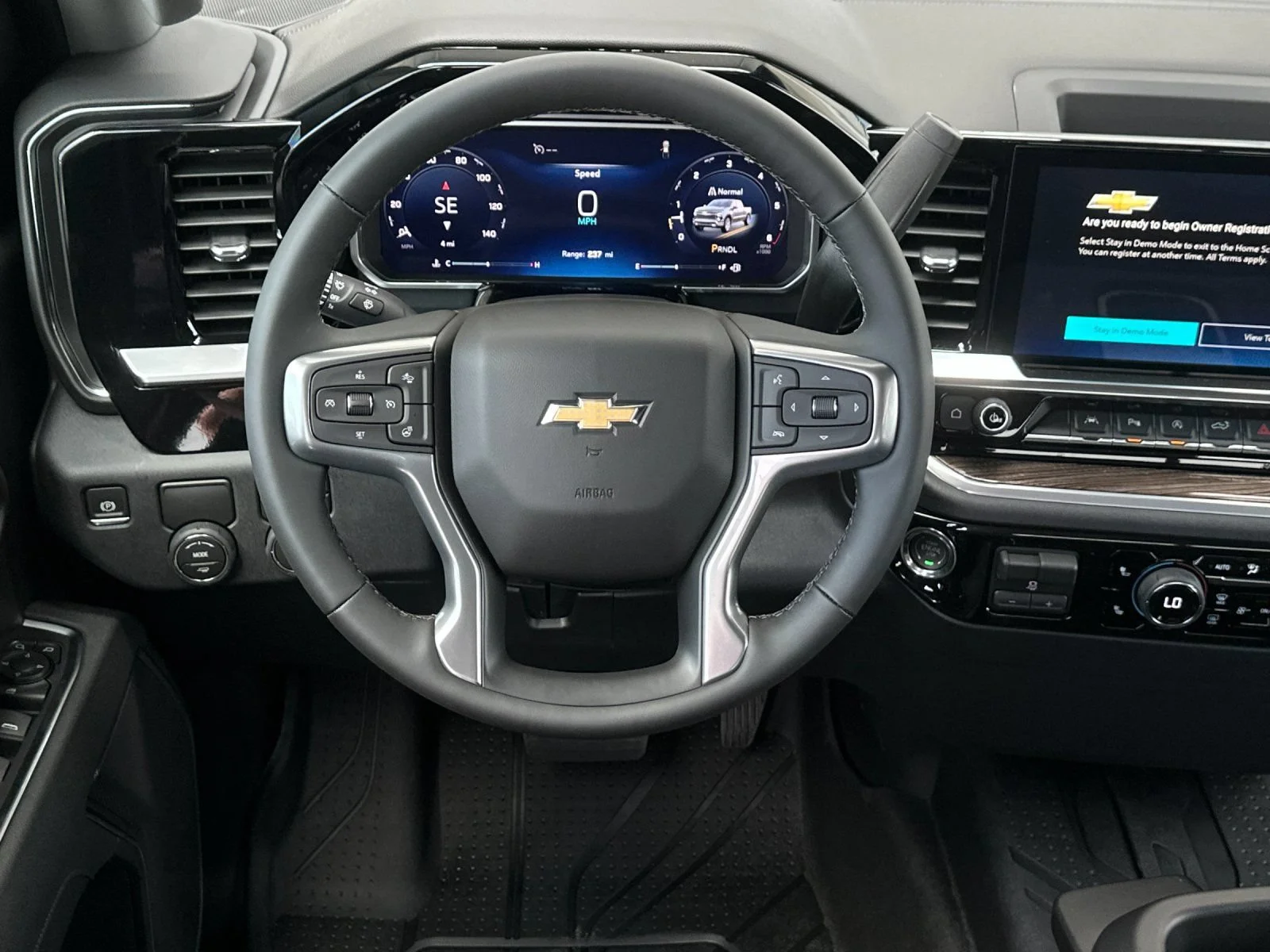 2026 Chevrolet Silverado 1500 LT - Photo 14
