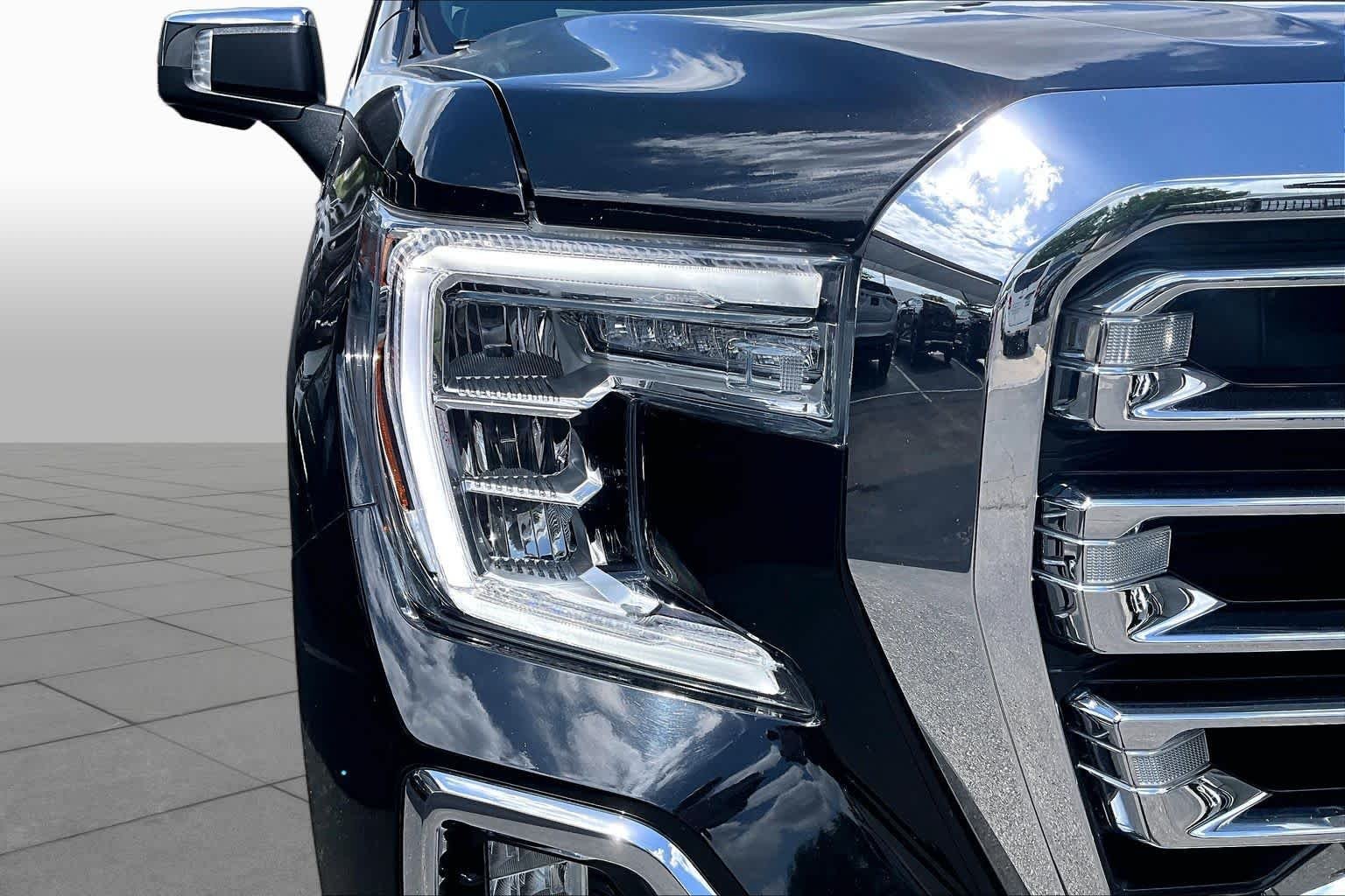 Used 2021 Onyx Black GMC SLT image 26