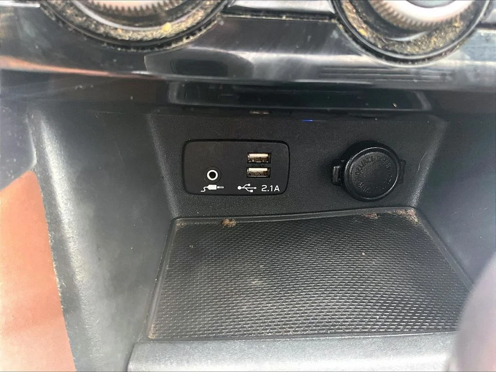 Used 2020 Blue Subaru Touring image 32
