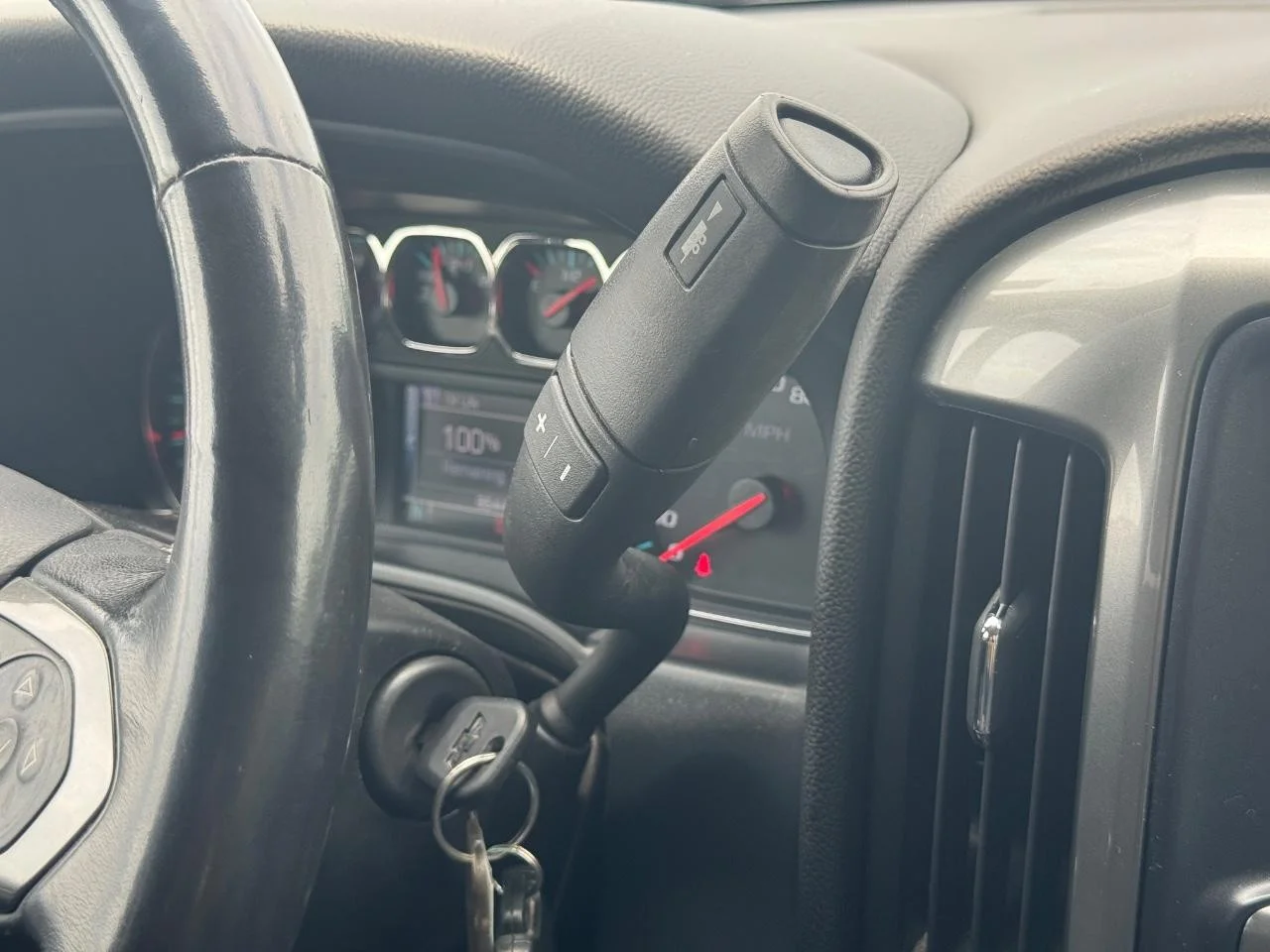 Used 2018 Graphite Metallic Chevrolet LT image 16