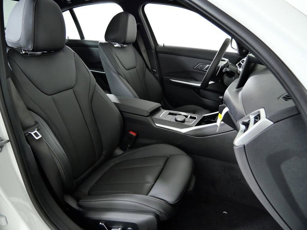 Used 2026 Mineral White Metallic BMW 330i xDrive image 22