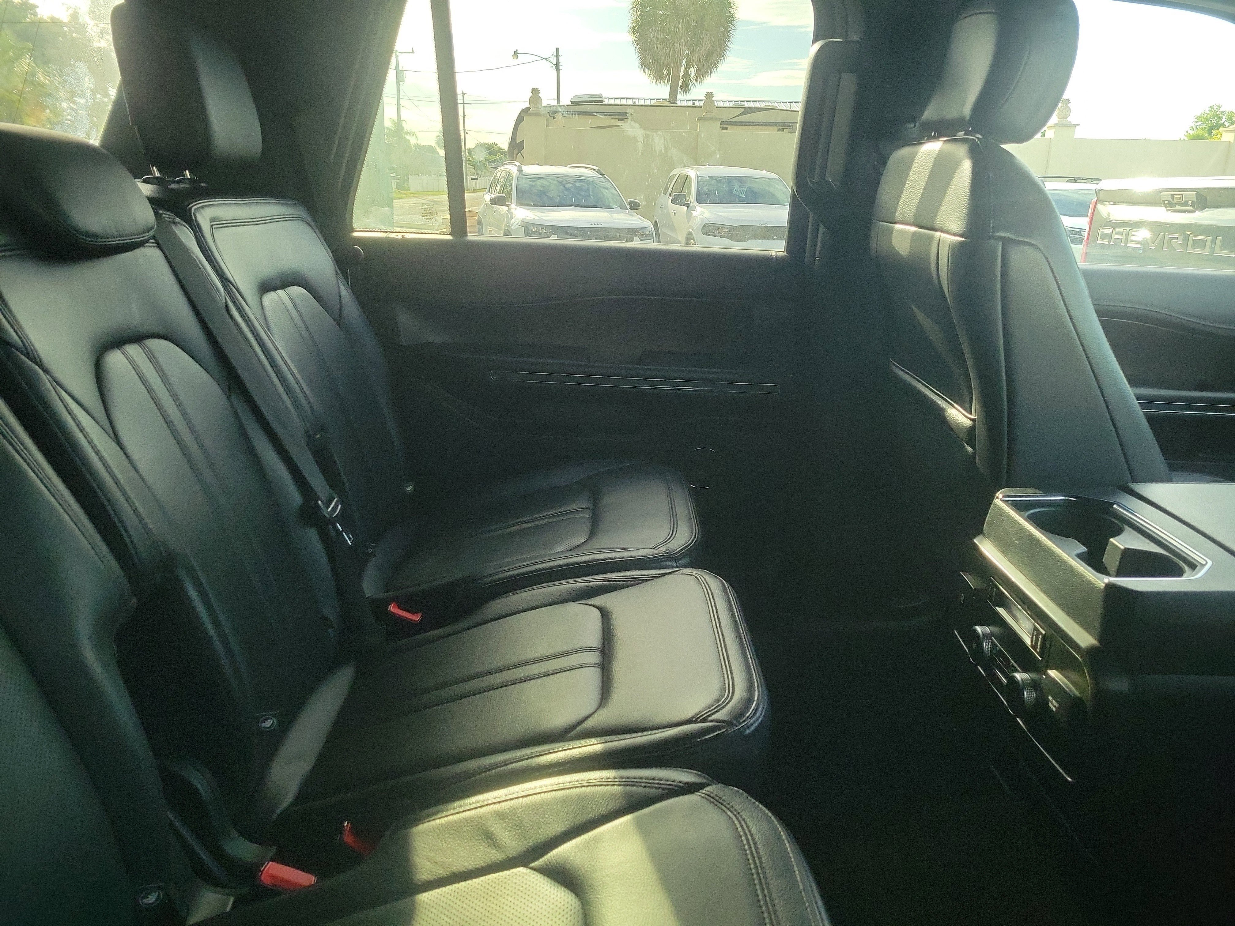 Used 2020 Black Ford Limited image 11