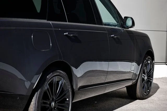 2025 Land Rover Range Rover SE - Photo 13