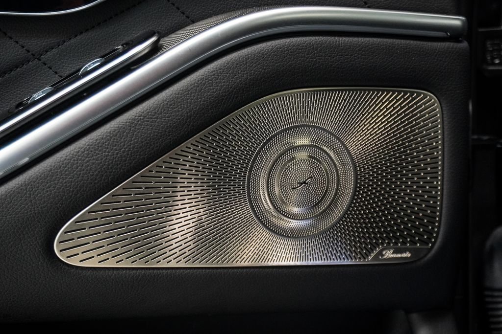 Used 2022 Gray Mercedes-Benz S 500 image 8