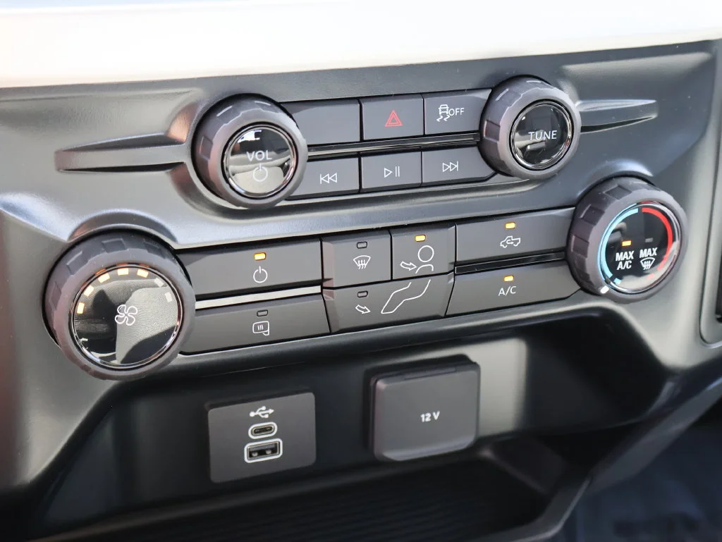 New 2026 Oxford White Ford F-250® XL image 34