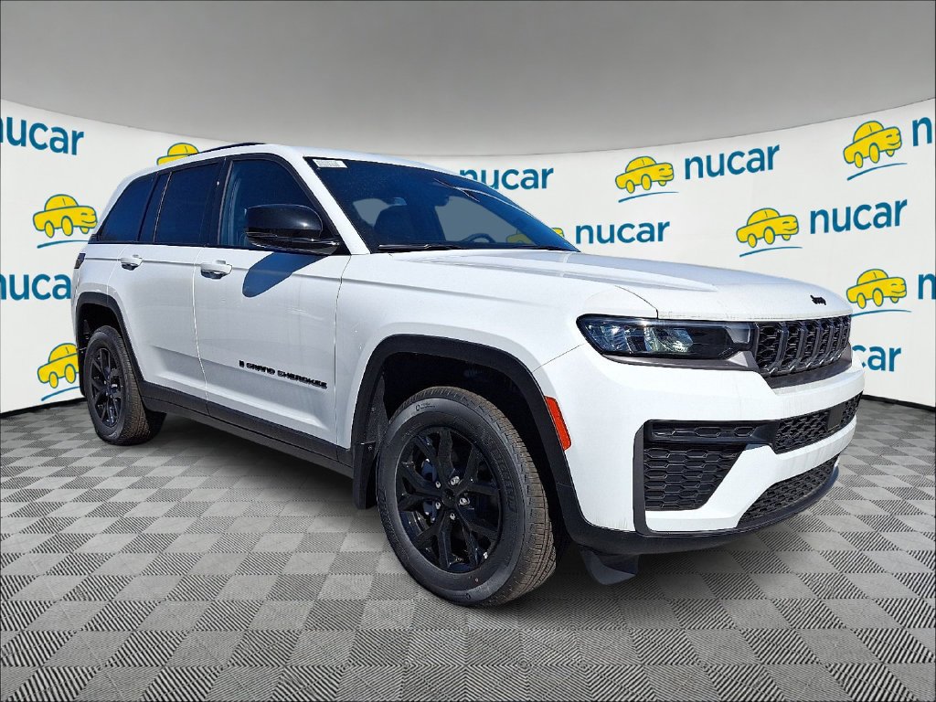 2026 Jeep Grand Cherokee Laredo