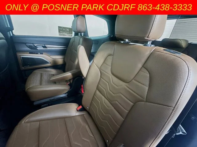 Used 2021 White Kia SX image 25