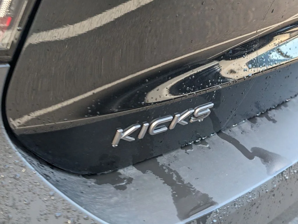 2025 Nissan Kicks SR - Photo 8