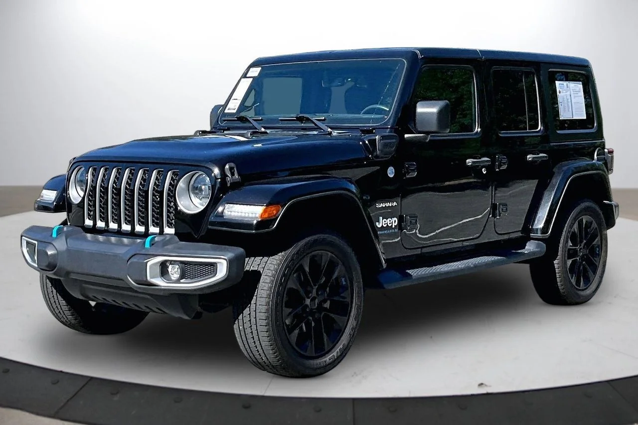 Certified Used 2023 Black Jeep Sahara 4xe image 4