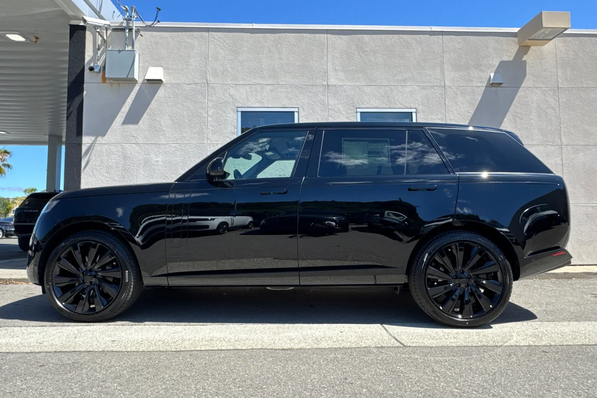 New 2026 Narvik Black Land Rover SV Black image 5