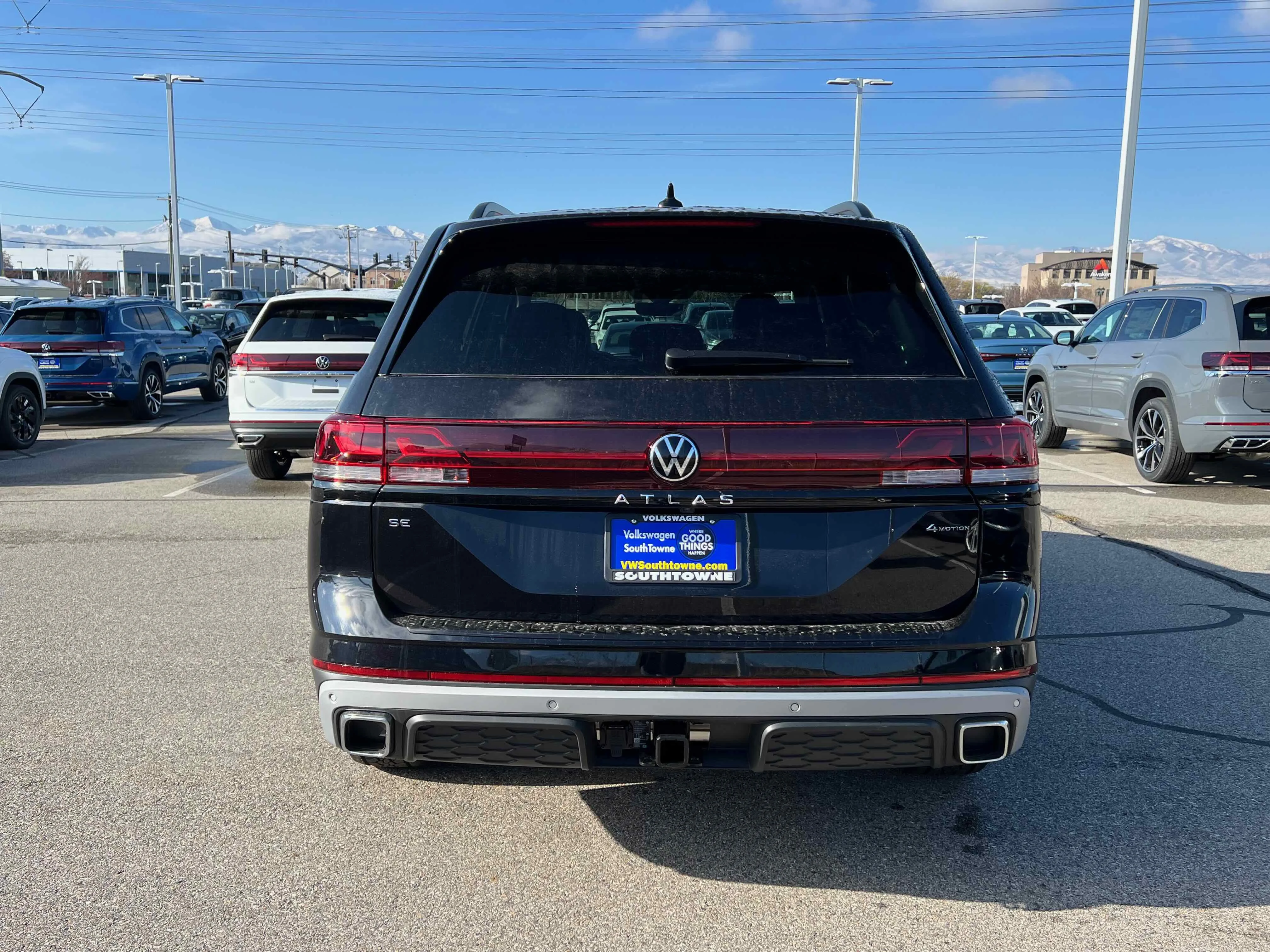 New 2026 Deep Black Volkswagen 2.0T Peak Edition image 10
