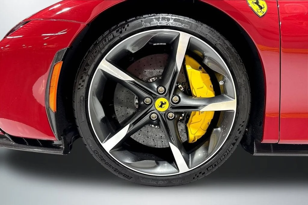 Used 2023 Rosso Mugello Ferrari  image 28