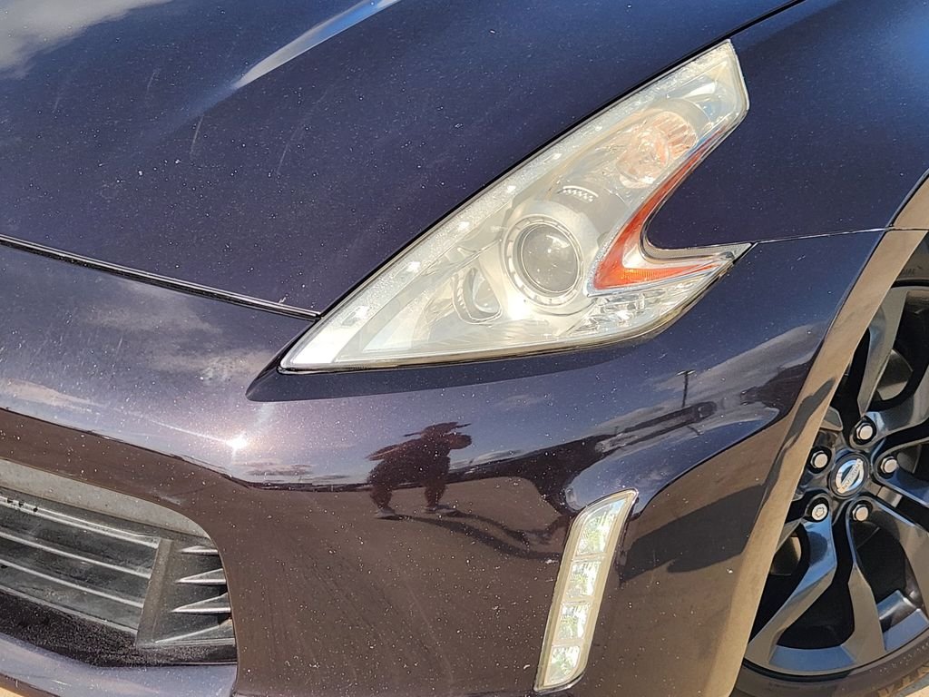 Used 2016 Black Cherry Nissan Touring image 10