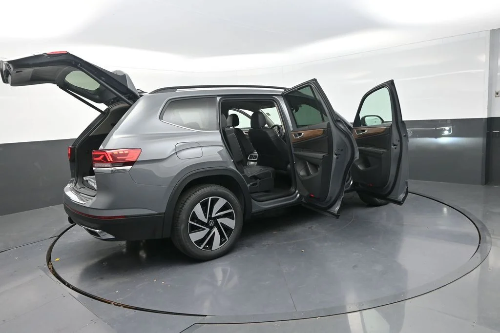 New 2026  Volkswagen 2.0T SE w/Technology image 35