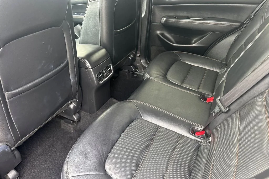 Used 2019 Black Mazda Grand Touring image 15