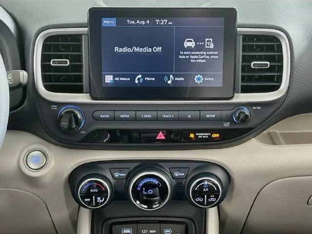New 2026 White Hyundai SEL image 15